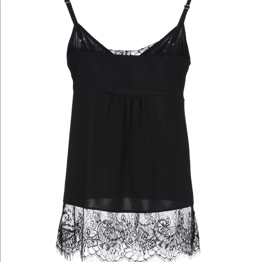 Hotel particulier black lace top